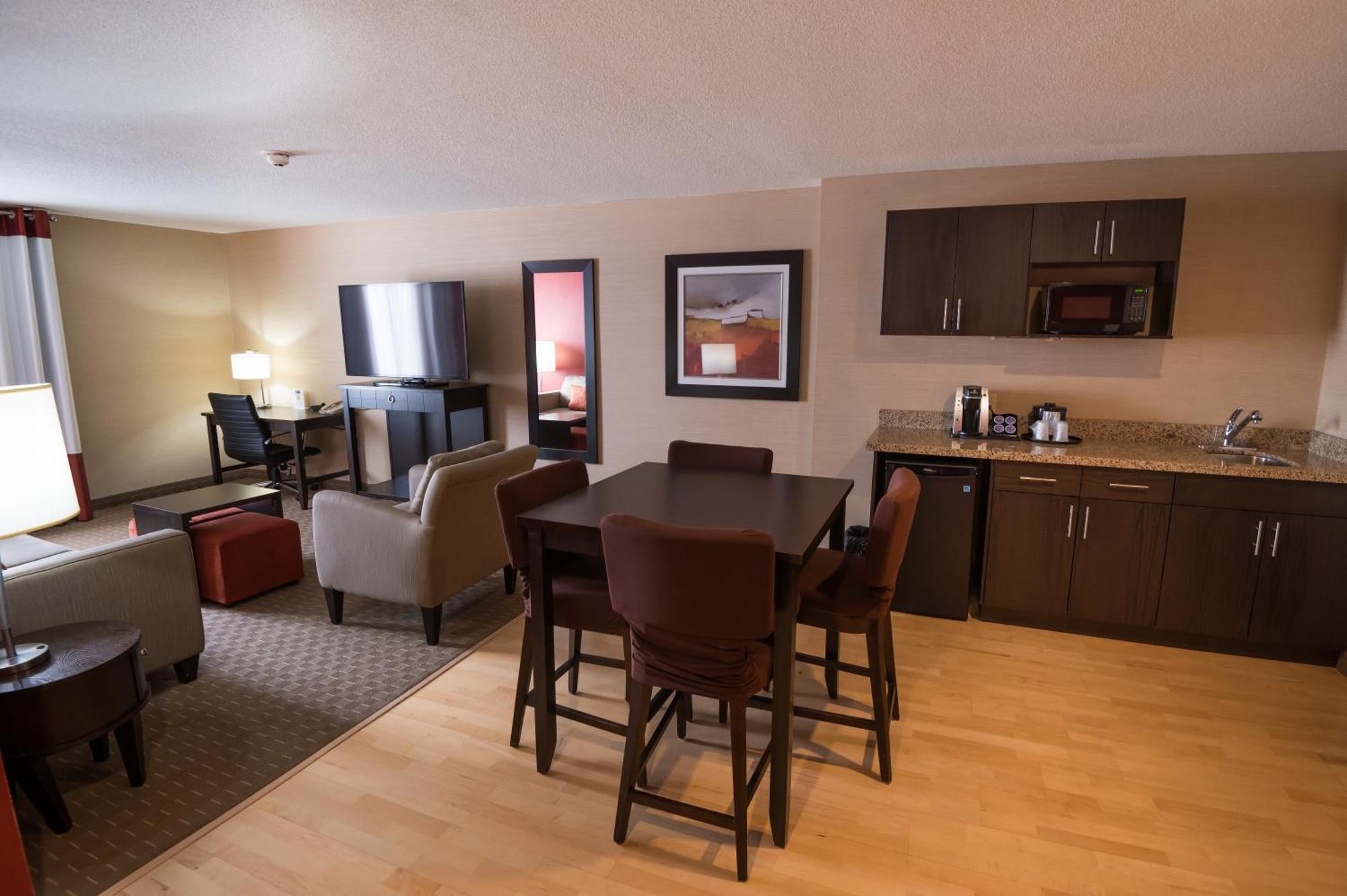 Holiday Inn Express Hotel & Suites Chatham South By Ihg Kültér fotó