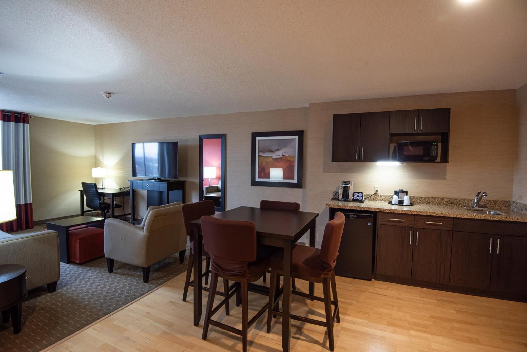 Holiday Inn Express Hotel & Suites Chatham South By Ihg Kültér fotó