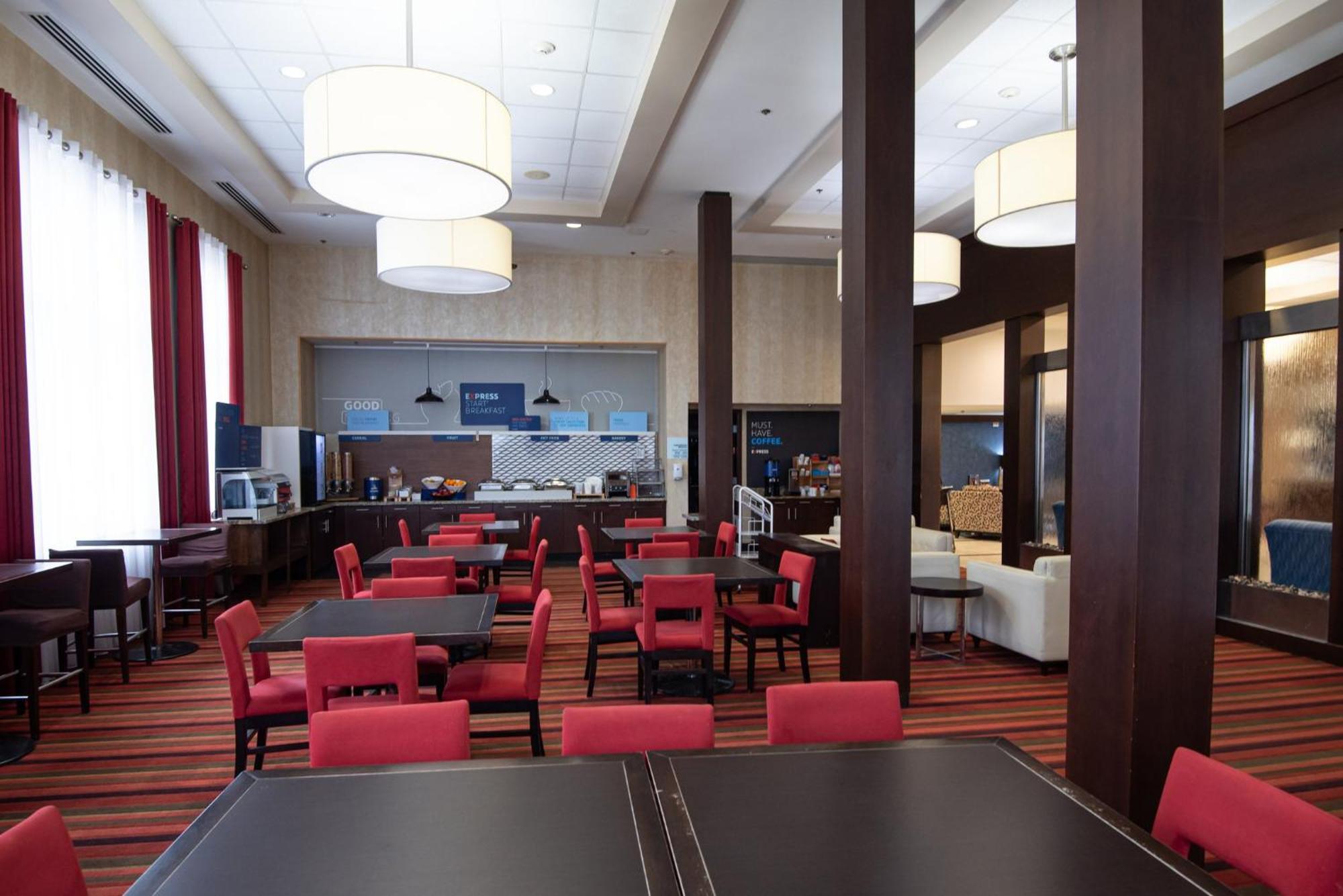 Holiday Inn Express Hotel & Suites Chatham South By Ihg Kültér fotó